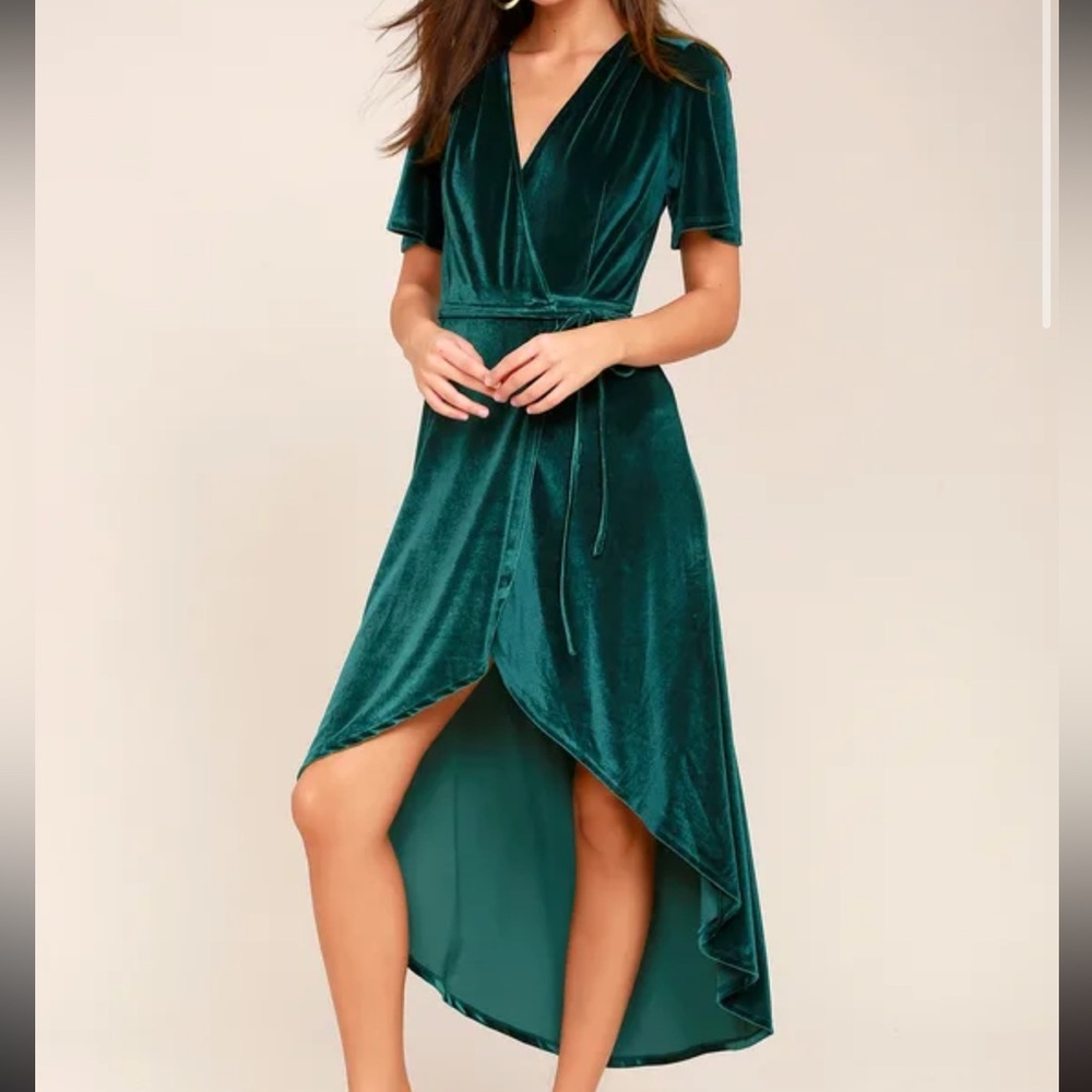 Lulu’s Green Velvet High-Low Dress - Large